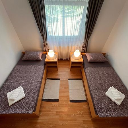 Apartment Gabriela Rakovica Εξωτερικό φωτογραφία